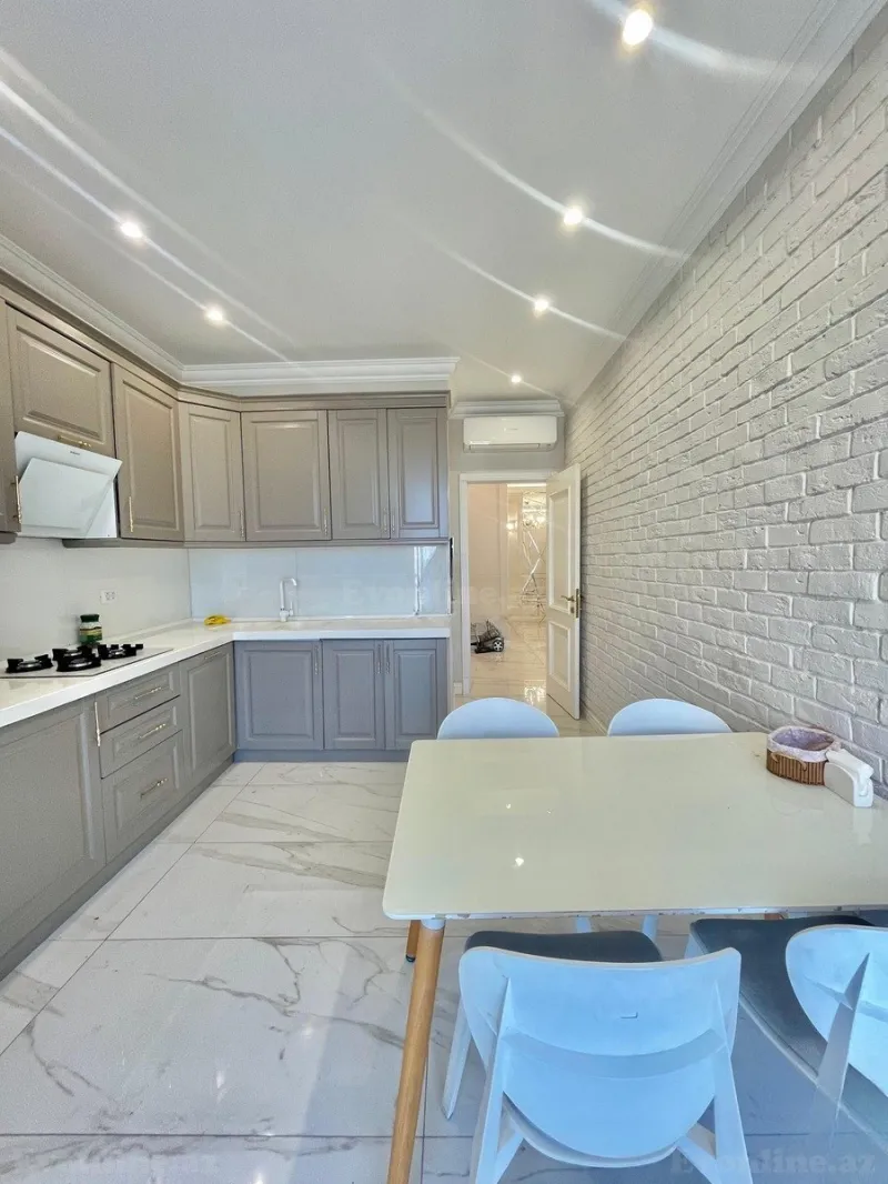 Kirayə verilir 3 otaqlı Mənzil Yeni tikili 148 m² 8 Noyabr m. - şəkil 14