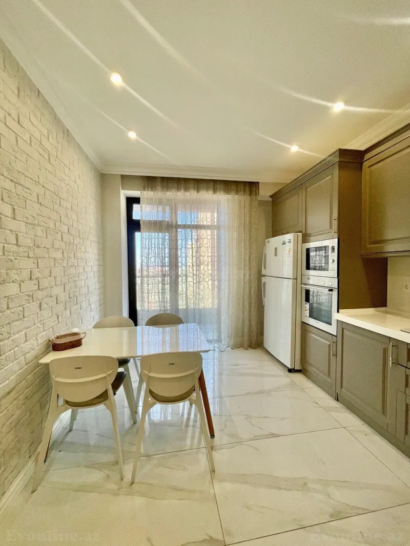 Kirayə verilir 3 otaqlı Mənzil Yeni tikili 148 m² 8 Noyabr m. - şəkil 15