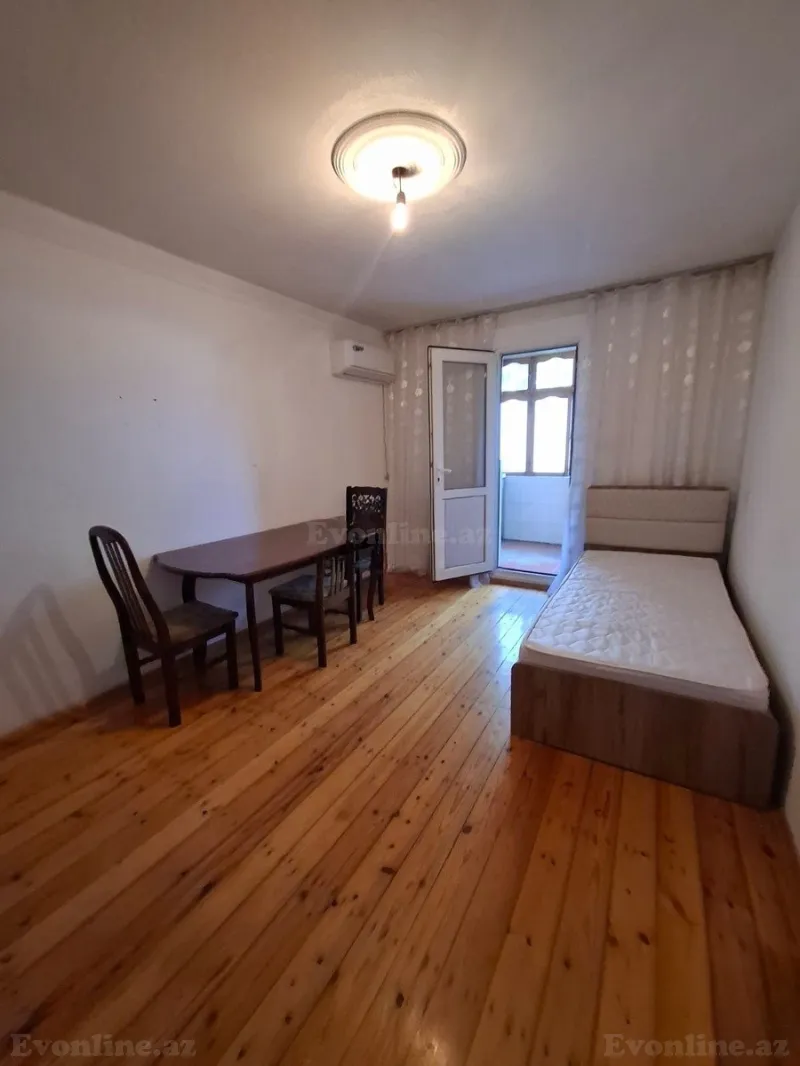Satılır 2 otaqlı Mənzil Köhnə tikili 50 m² Xırdalan