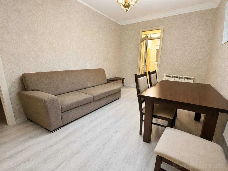 Kirayə verilir 3 otaqlı Mənzil Köhnə tikili 50 m² Neftçilər m. - şəkil 2