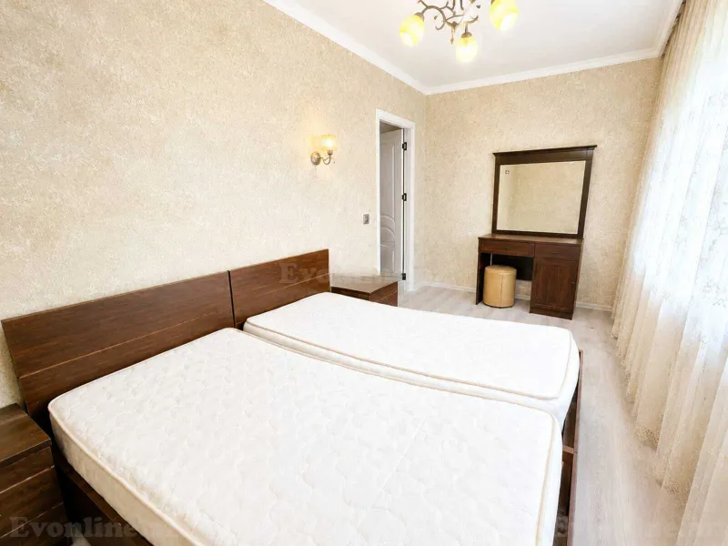 Kirayə verilir 3 otaqlı Mənzil Köhnə tikili 50 m² Neftçilər m. - şəkil 3