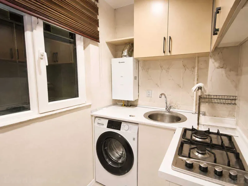 Kirayə verilir 3 otaqlı Mənzil Köhnə tikili 50 m² Neftçilər m. - şəkil 6