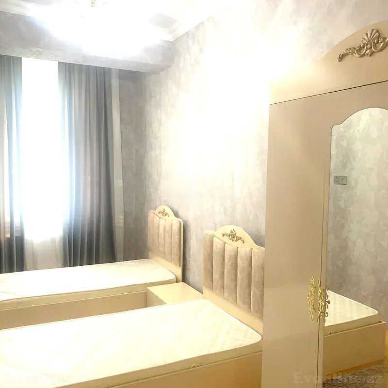 Kirayə verilir 2 otaqlı Mənzil Yeni tikili 80 m² Qara Qarayev m. - şəkil 2