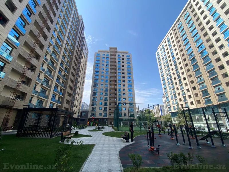 Satılır 2 otaqlı Mənzil Yeni tikili 63 m² 28 May m.