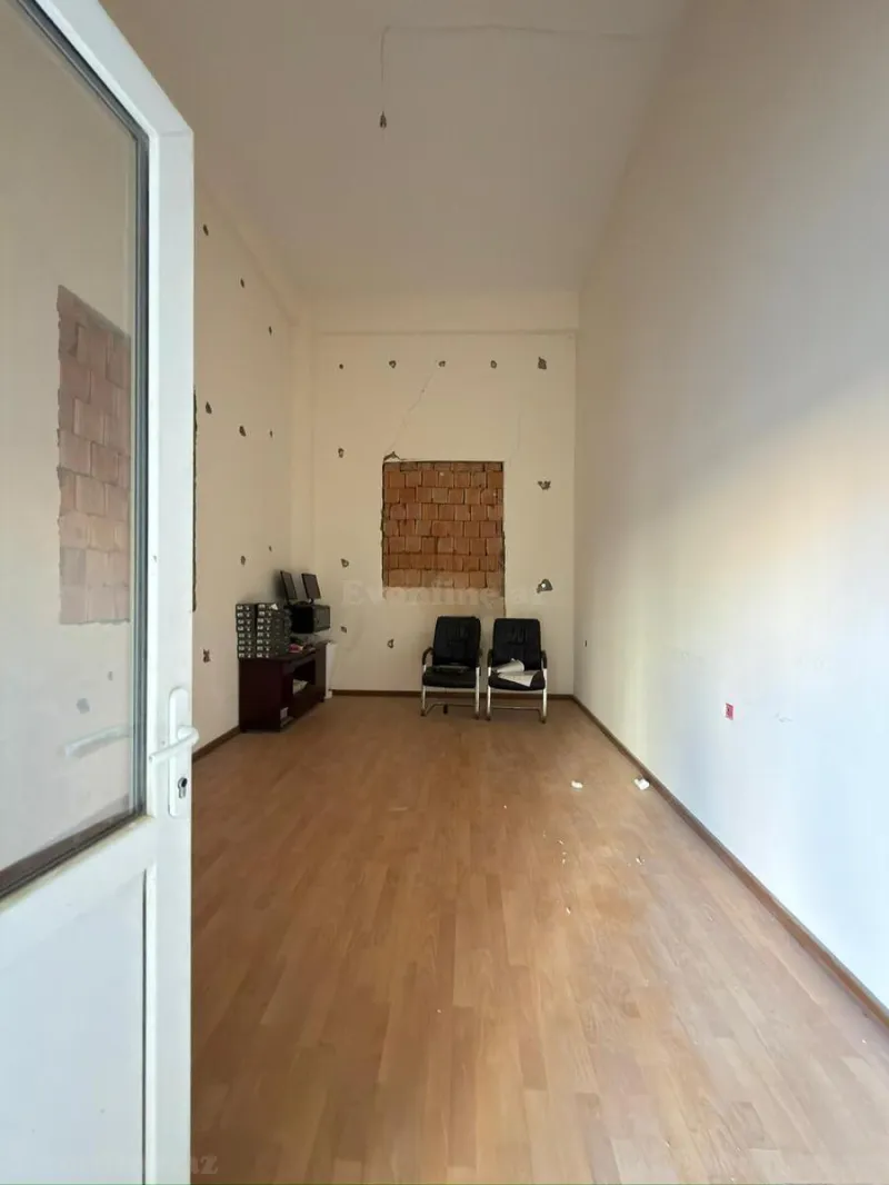 Satılır Obyekt 206 m² Xətai r. - şəkil 2