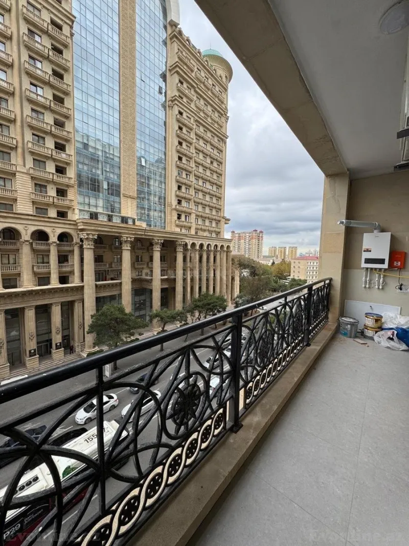 Kirayə verilir 3 otaqlı Mənzil Yeni tikili 120 m² Elmlər Akademiyası m.