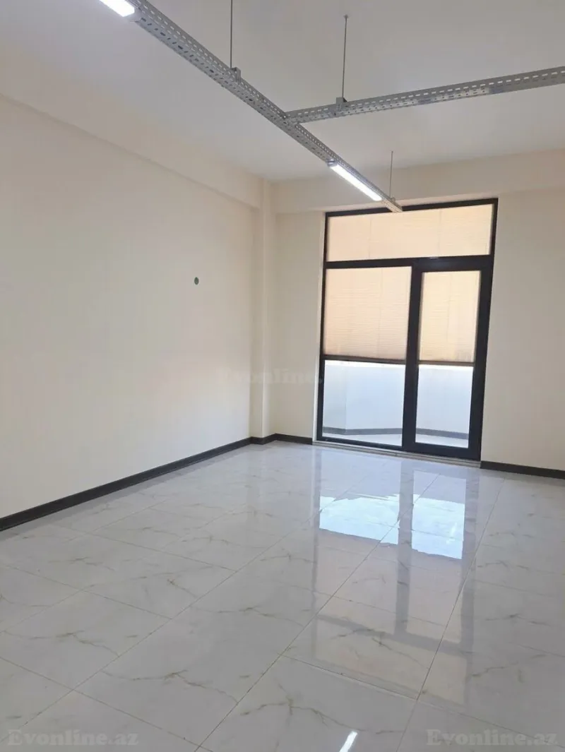 Kirayə verilir Ofis 50 m² 28 May m. - şəkil 2