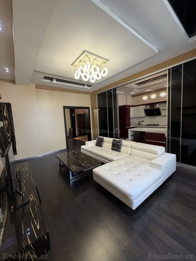 Satılır 3 otaqlı Mənzil Yeni tikili 120 m² İnşaatçılar m. - şəkil 4