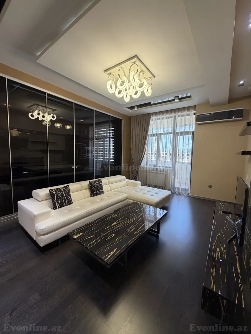 Satılır 3 otaqlı Mənzil Yeni tikili 120 m² İnşaatçılar m. - şəkil 5