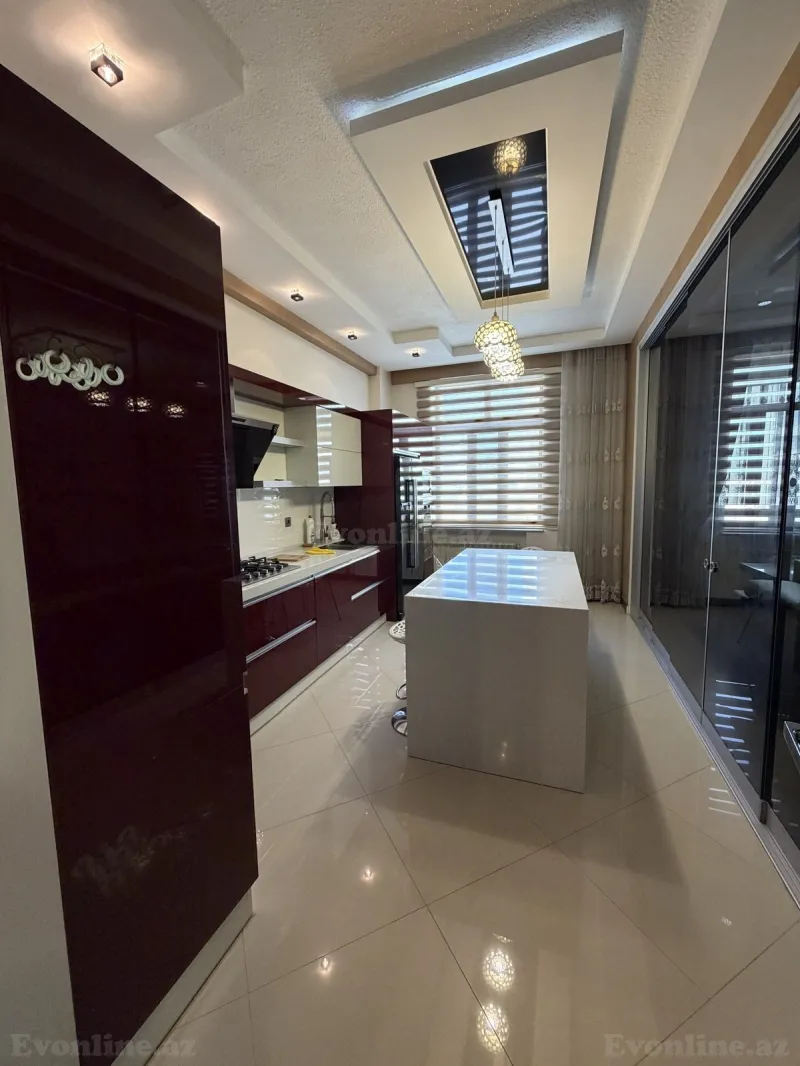 Satılır 3 otaqlı Mənzil Yeni tikili 120 m² İnşaatçılar m. - şəkil 6