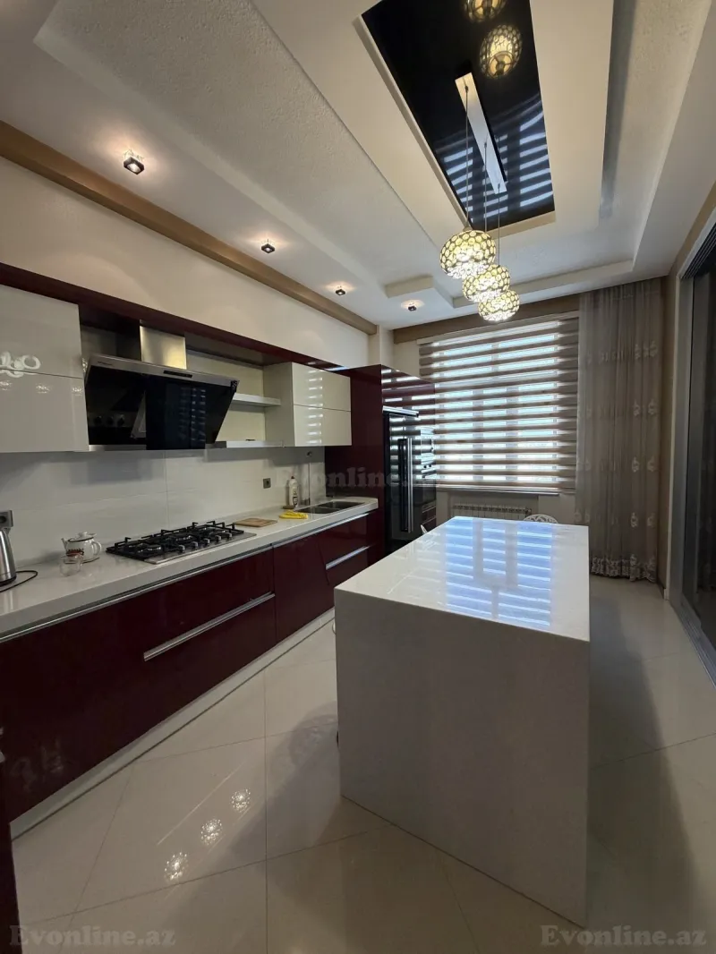 Satılır 3 otaqlı Mənzil Yeni tikili 120 m² İnşaatçılar m. - şəkil 7