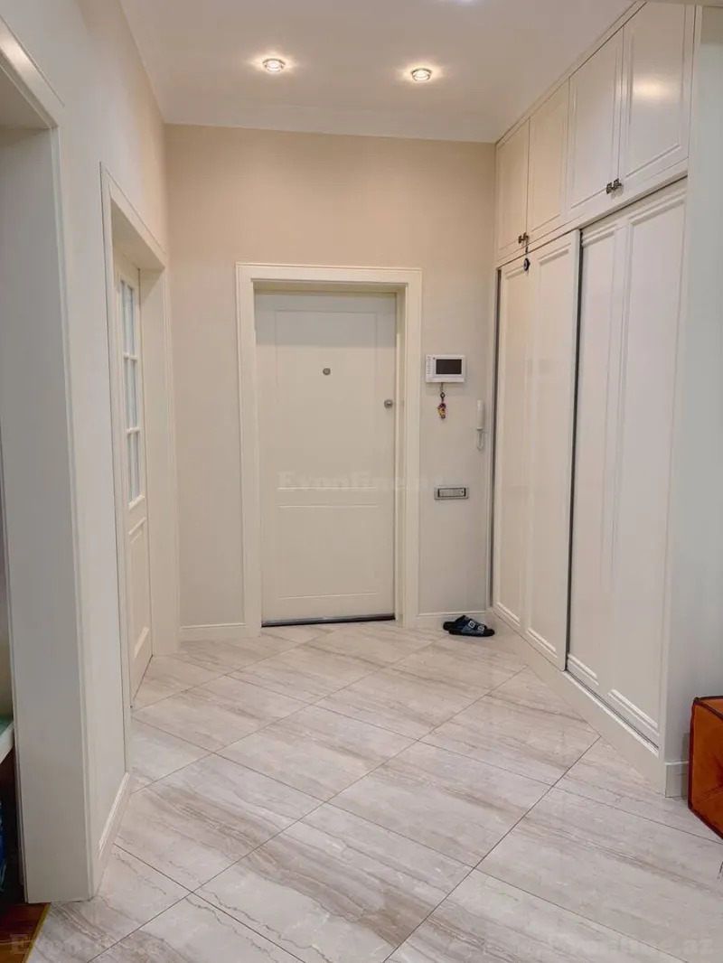 Satılır 3 otaqlı Mənzil Yeni tikili 116 m² 28 May m. - şəkil 6