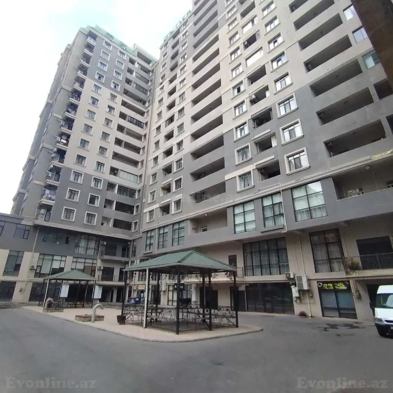 Satılır 6 otaqlı Mənzil Yeni tikili 285 m² 28 May m.