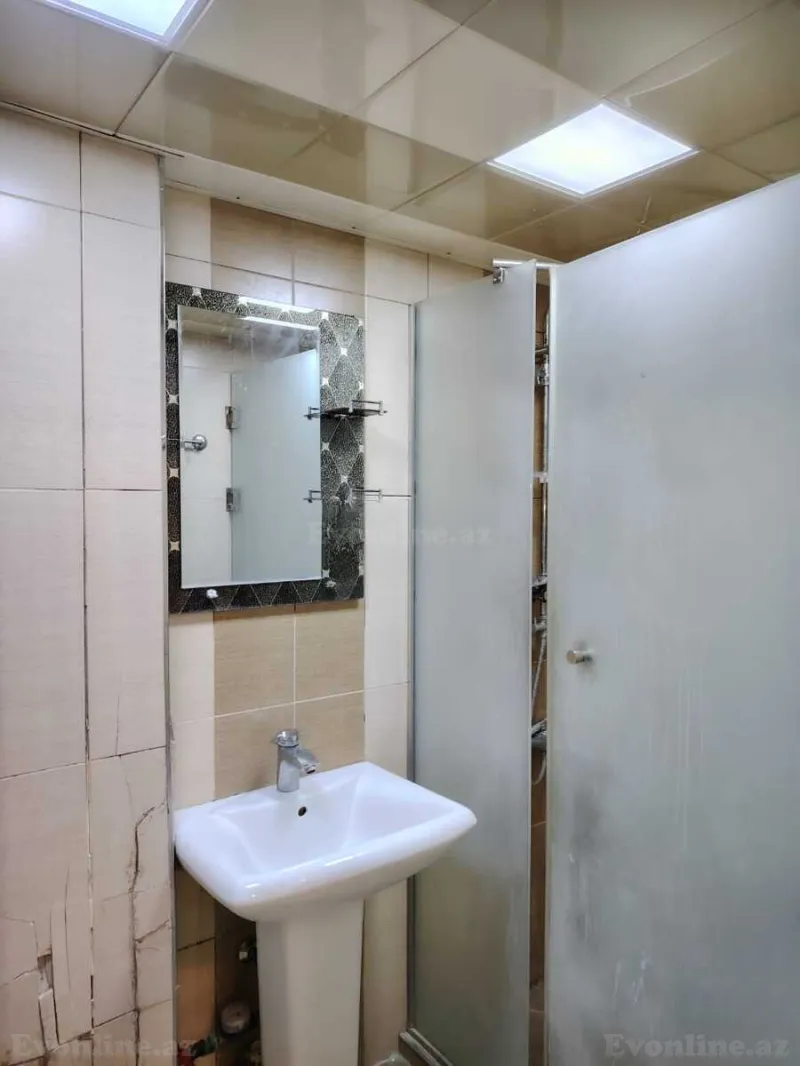 Satılır 2 otaqlı Mənzil Köhnə tikili 45 m² Elmlər Akademiyası m. - şəkil 14