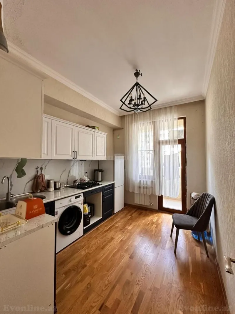 Satılır 2 otaqlı Mənzil Yeni tikili 75 m² Koroğlu m. - şəkil 12