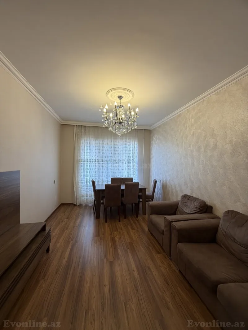 Satılır 3 otaqlı Mənzil Köhnə tikili 75 m² Bakıxanov - şəkil 3