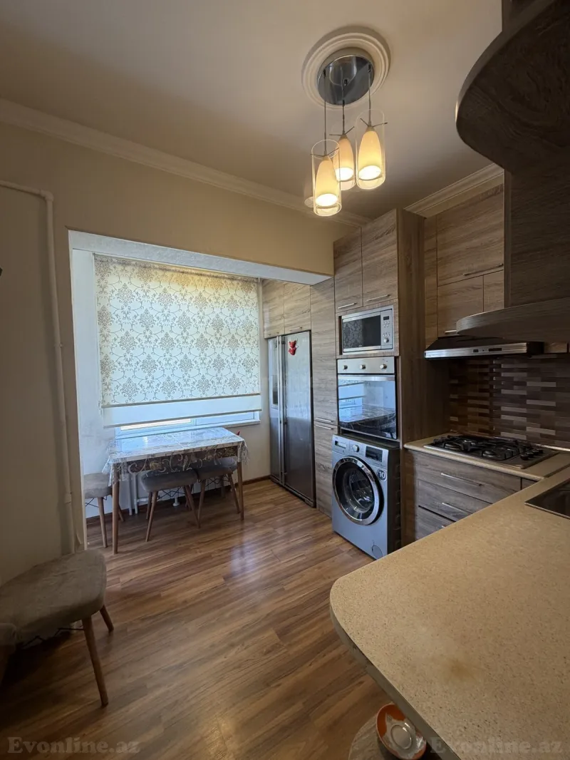 Satılır 3 otaqlı Mənzil Köhnə tikili 75 m² Bakıxanov - şəkil 6