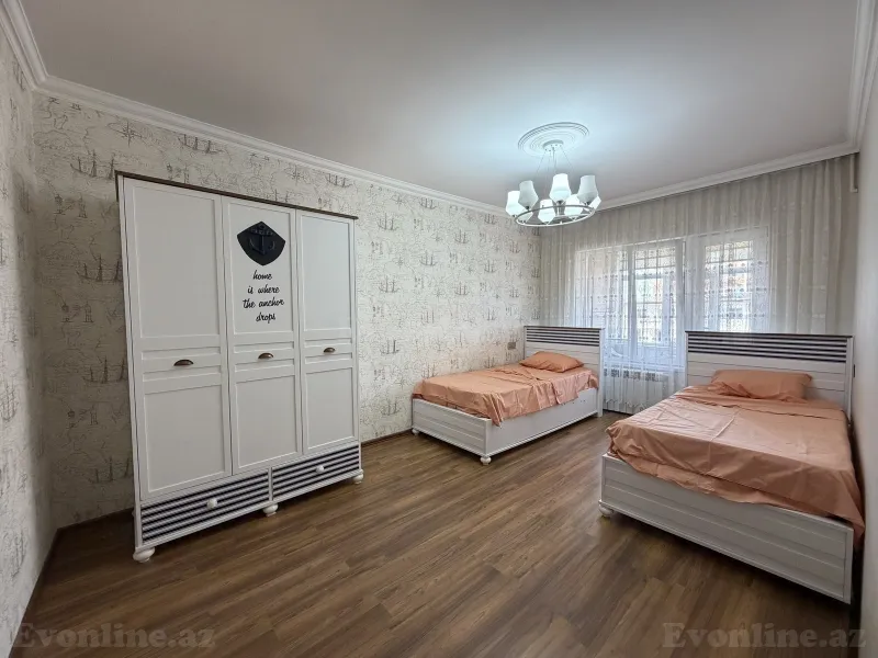 Satılır 3 otaqlı Mənzil Köhnə tikili 75 m² Bakıxanov - şəkil 8