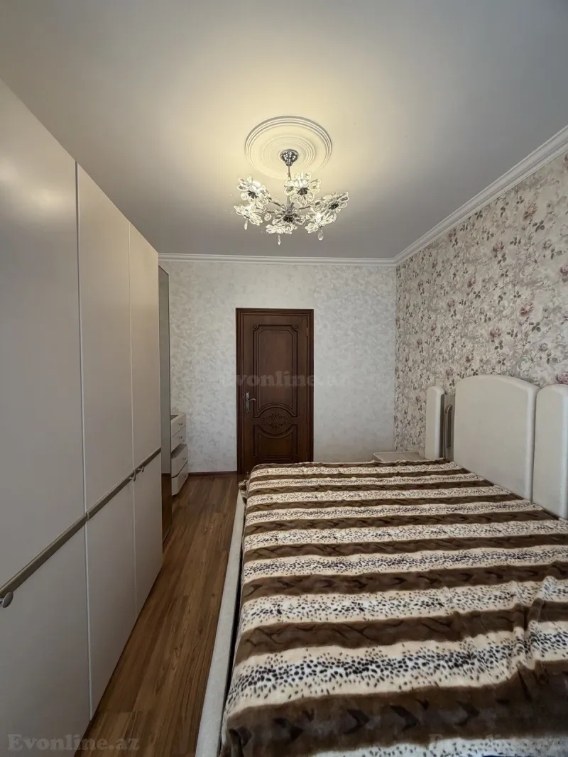 Satılır 3 otaqlı Mənzil Köhnə tikili 75 m² Bakıxanov - şəkil 11
