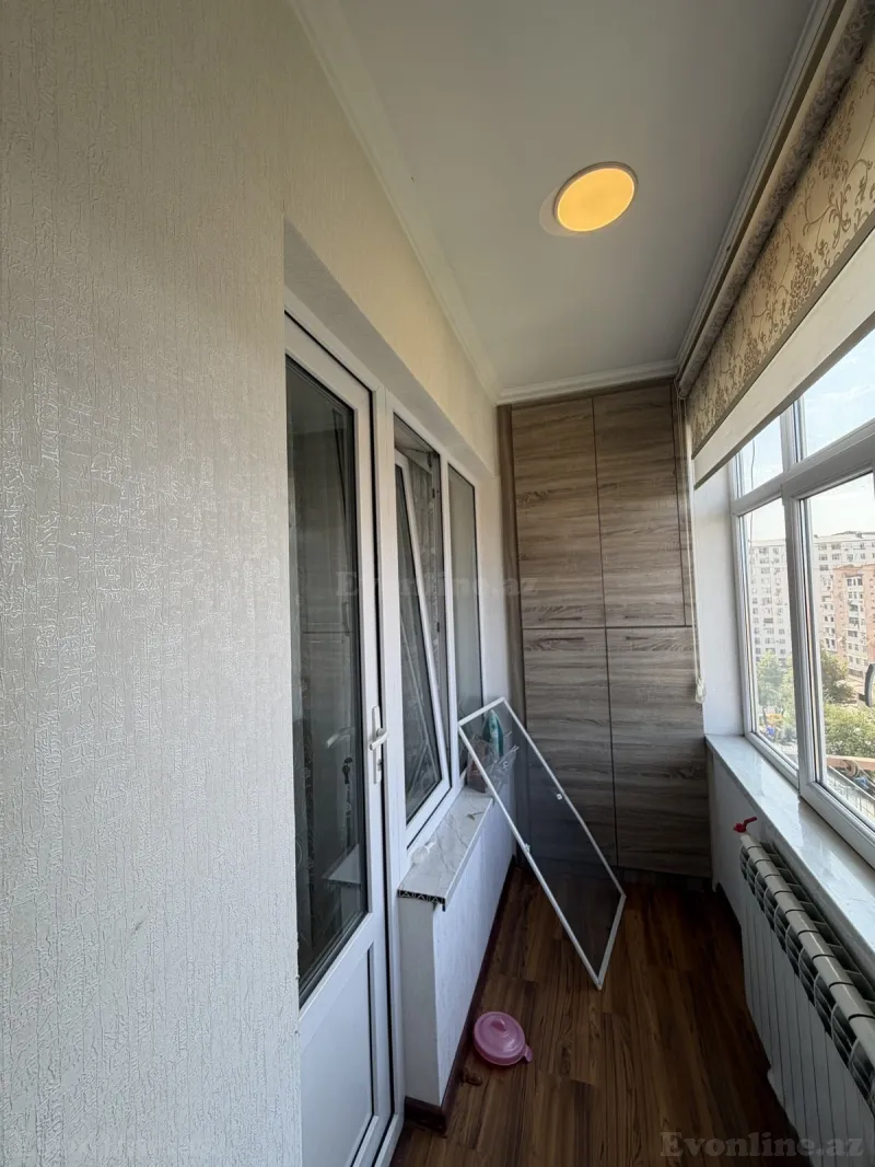 Satılır 3 otaqlı Mənzil Köhnə tikili 75 m² Bakıxanov - şəkil 14
