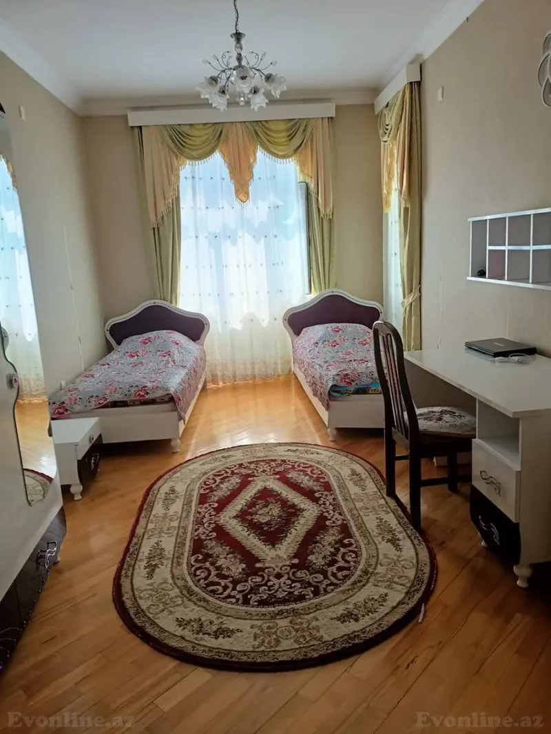 Kirayə verilir 3 otaqlı Mənzil Yeni tikili 155 m² 20 Yanvar m.