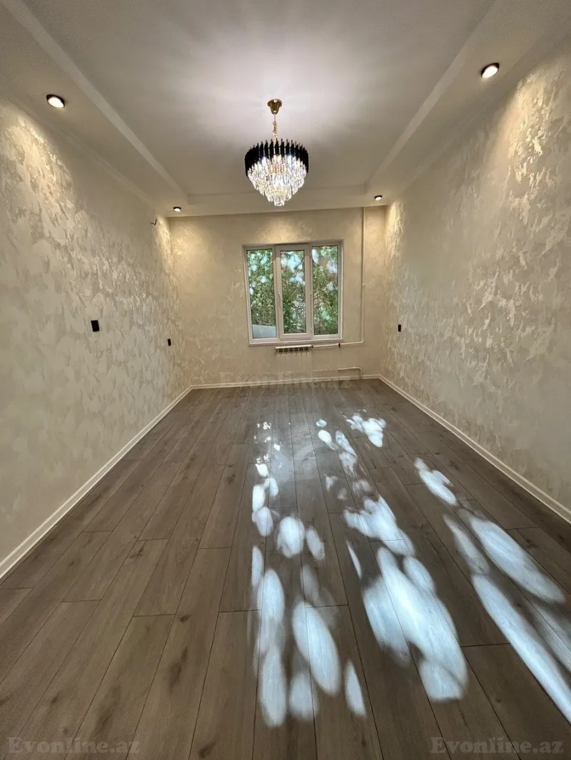 Satılır 3 otaqlı Mənzil Köhnə tikili 72 m² Yeni Yasamal - şəkil 2