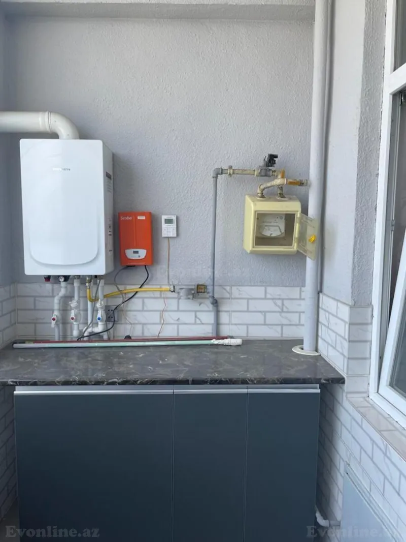 Kirayə verilir 2 otaqlı Mənzil Yeni tikili 100 m² Xətai r. - şəkil 13