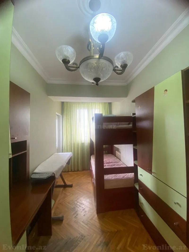 Satılır 4 otaqlı Mənzil Köhnə tikili 105 m² Elmlər Akademiyası m. - şəkil 7