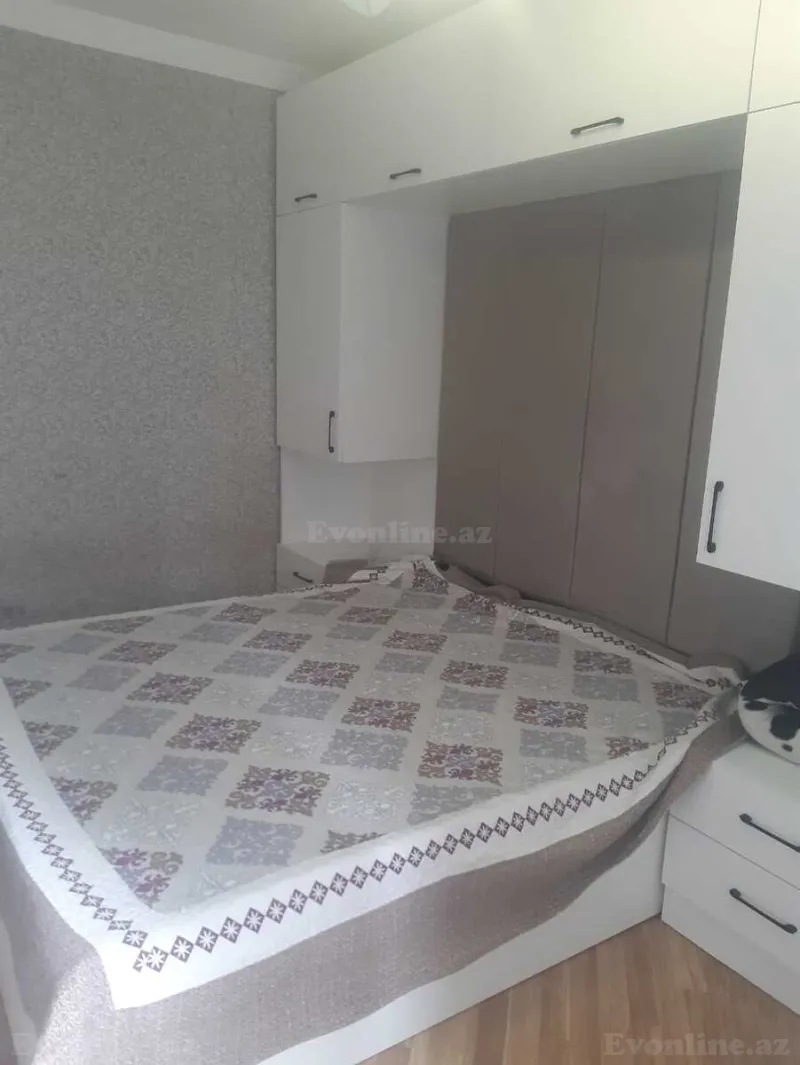 2 otaqlı Mənzil 60 m² 28 May m. Kirayə verilir