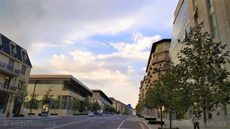 Obyekt 738 m² Ağ şəhər Kirayə verilir