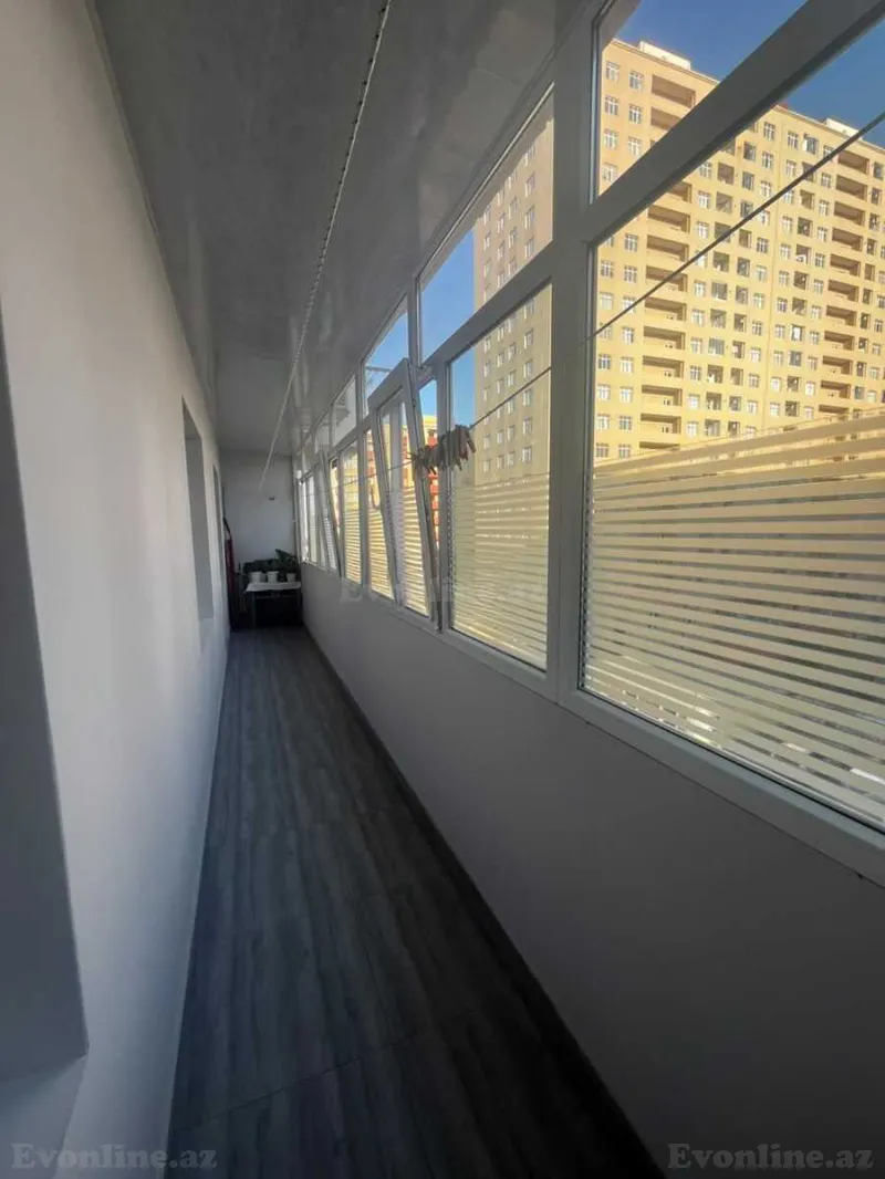 Satılır 4 otaqlı Mənzil Köhnə tikili 110 m² Yeni Yasamal - şəkil 4