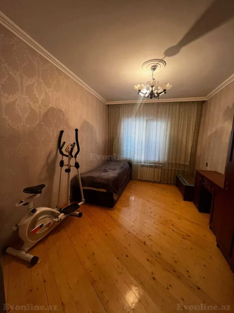 Satılır 4 otaqlı Mənzil Köhnə tikili 110 m² Yeni Yasamal - şəkil 12