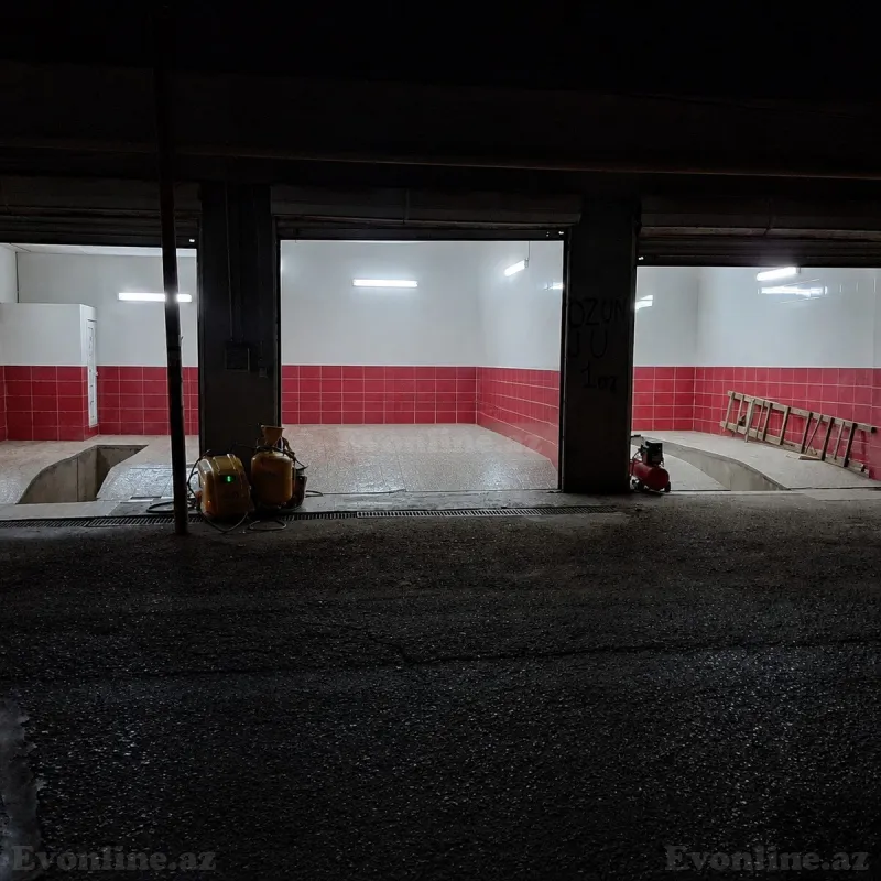 Obyekt 100 m² Binəqədi r. Satılır