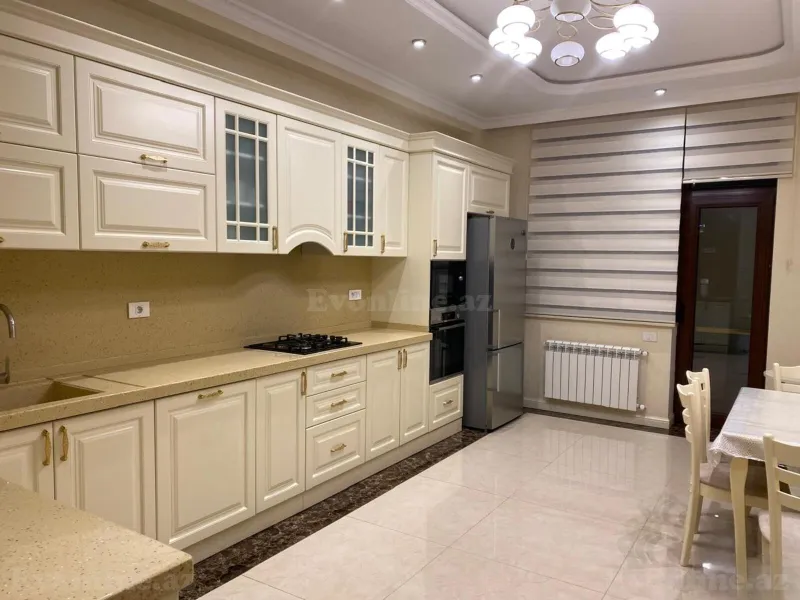 Kirayə verilir 3 otaqlı Mənzil Yeni tikili 172 m² Nizami m. - şəkil 2