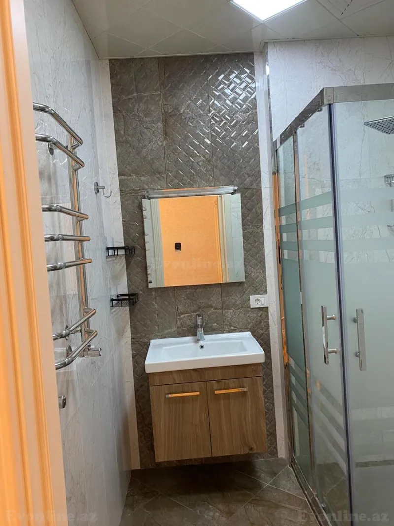 Kirayə verilir 3 otaqlı Mənzil Yeni tikili 172 m² Nizami m. - şəkil 6
