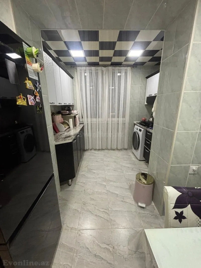 Satılır 3 otaqlı Mənzil Köhnə tikili 75 m² 28 May m. - şəkil 3