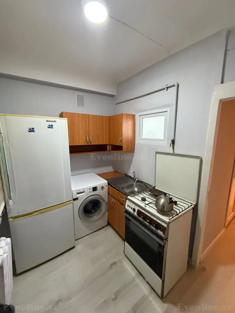 Kirayə verilir 2 otaqlı Mənzil Köhnə tikili 60 m² İnşaatçılar m. - şəkil 4