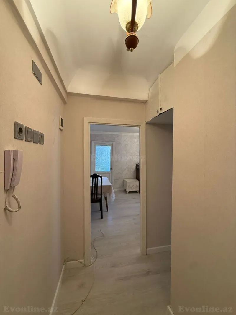 Kirayə verilir 2 otaqlı Mənzil Köhnə tikili 60 m² İnşaatçılar m. - şəkil 14
