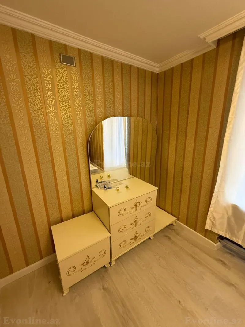 Kirayə verilir 2 otaqlı Mənzil Köhnə tikili 60 m² İnşaatçılar m. - şəkil 17