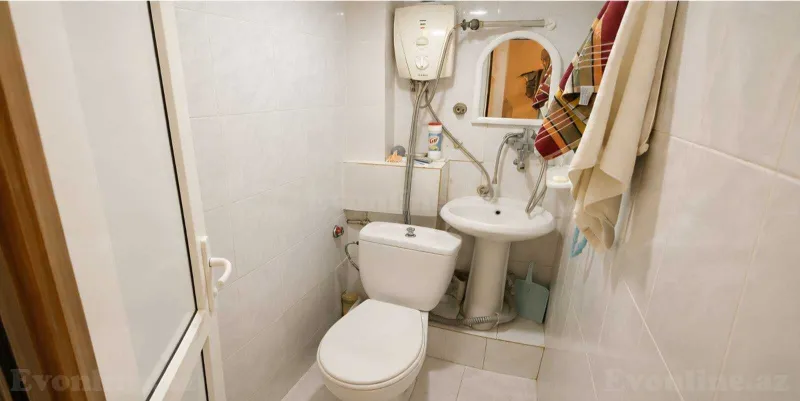 Satılır 2 otaqlı Mənzil Köhnə tikili 45 m² Nərimanov r. - şəkil 8