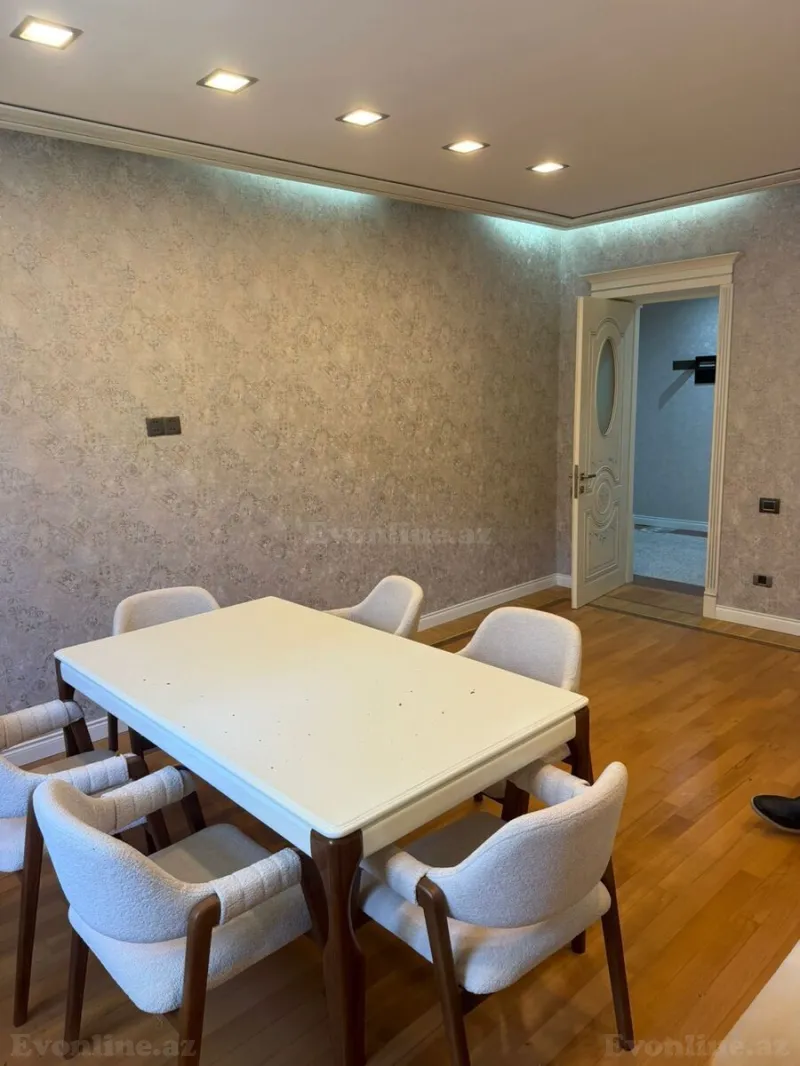 3 otaqlı Mənzil 120 m² Nəsimi r. Kirayə verilir