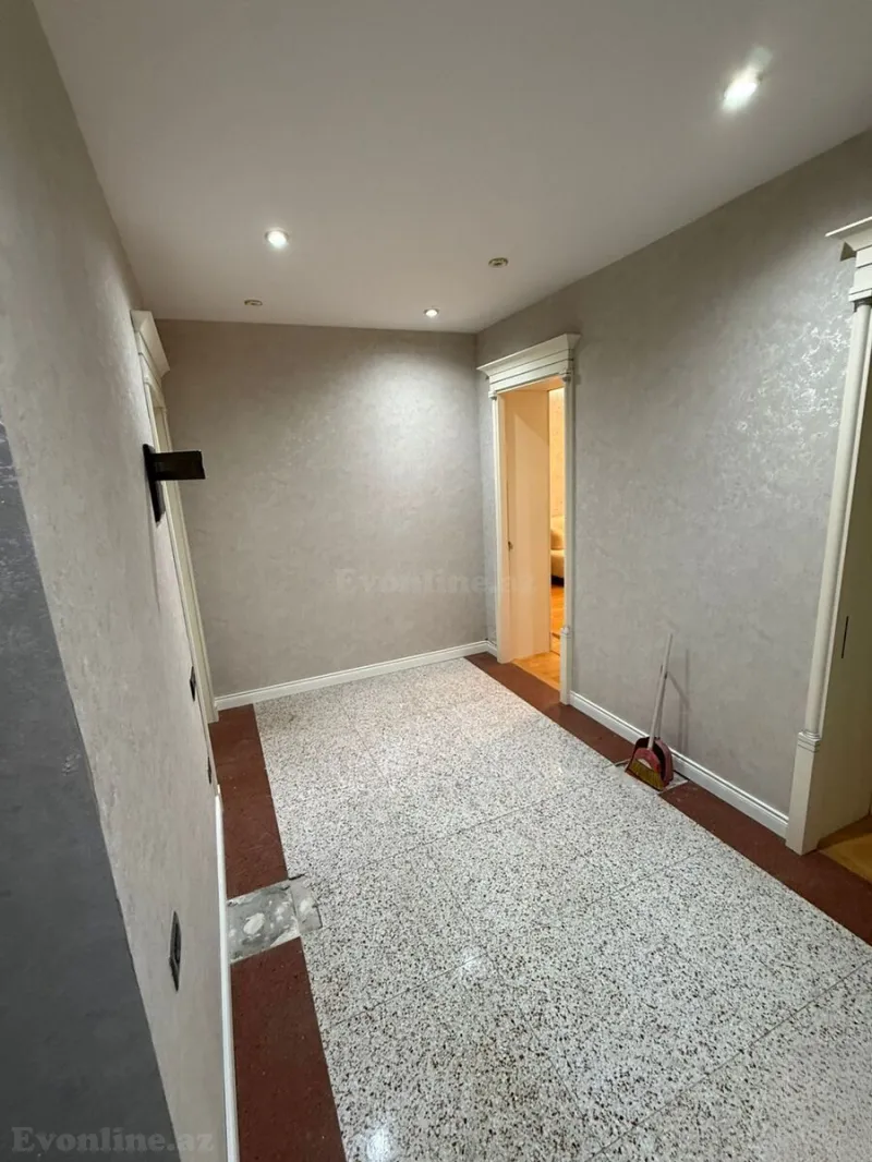 Kirayə verilir 3 otaqlı Mənzil Köhnə tikili 120 m² Nəsimi r. - şəkil 5