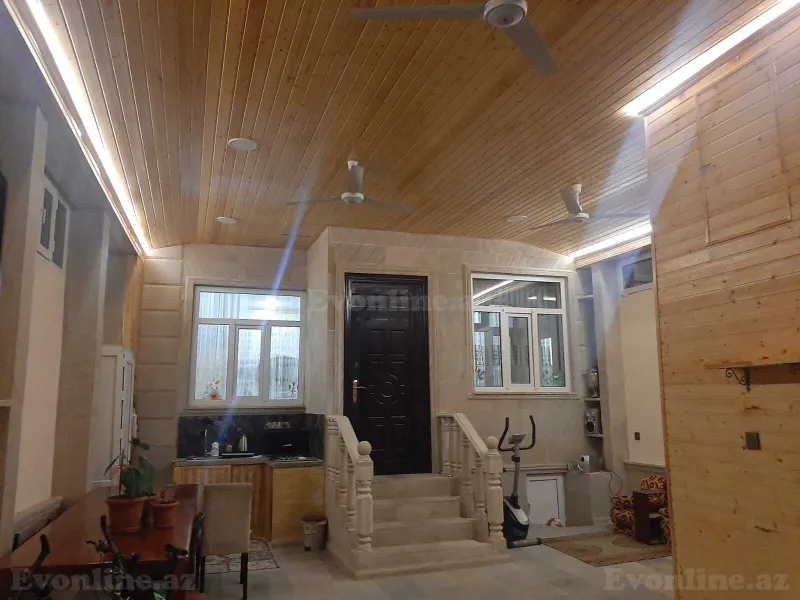 6 otaqlı Həyət evi 105 m² Xırdalan Satılır