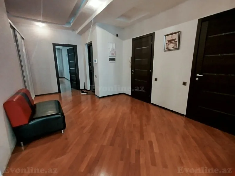 Kirayə verilir 3 otaqlı Mənzil Yeni tikili 130 m² Nəsimi r. - şəkil 18