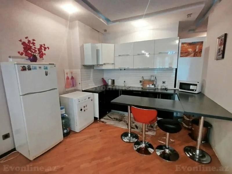 Kirayə verilir 3 otaqlı Mənzil Yeni tikili 130 m² Nəsimi r. - şəkil 21