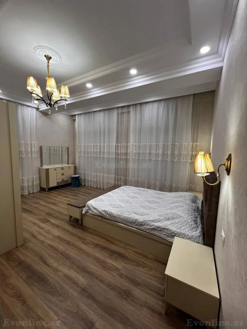 Kirayə verilir 3 otaqlı Mənzil Yeni tikili 130 m² Nərimanov r. - şəkil 12