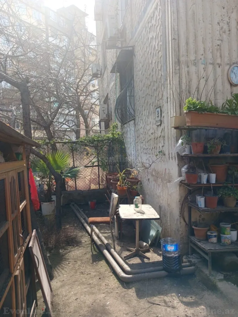 Satılır 2 otaqlı Mənzil Köhnə tikili 65 m² Əhmədli m. - şəkil 13