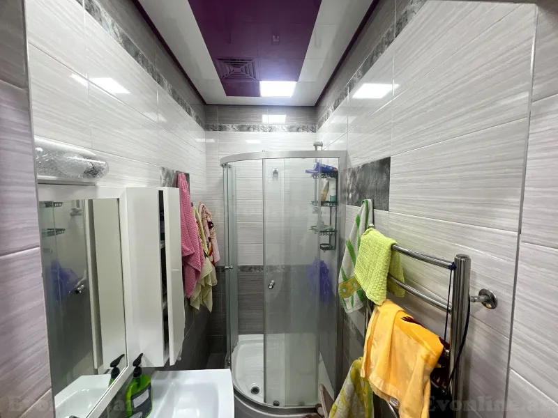 Satılır 2 otaqlı Mənzil Yeni tikili 80 m² 4-cü mikrorayon - şəkil 12