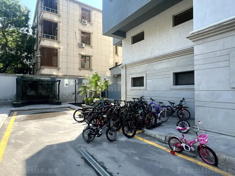 Satılır 2 otaqlı Mənzil Yeni tikili 80 m² 4-cü mikrorayon - şəkil 25