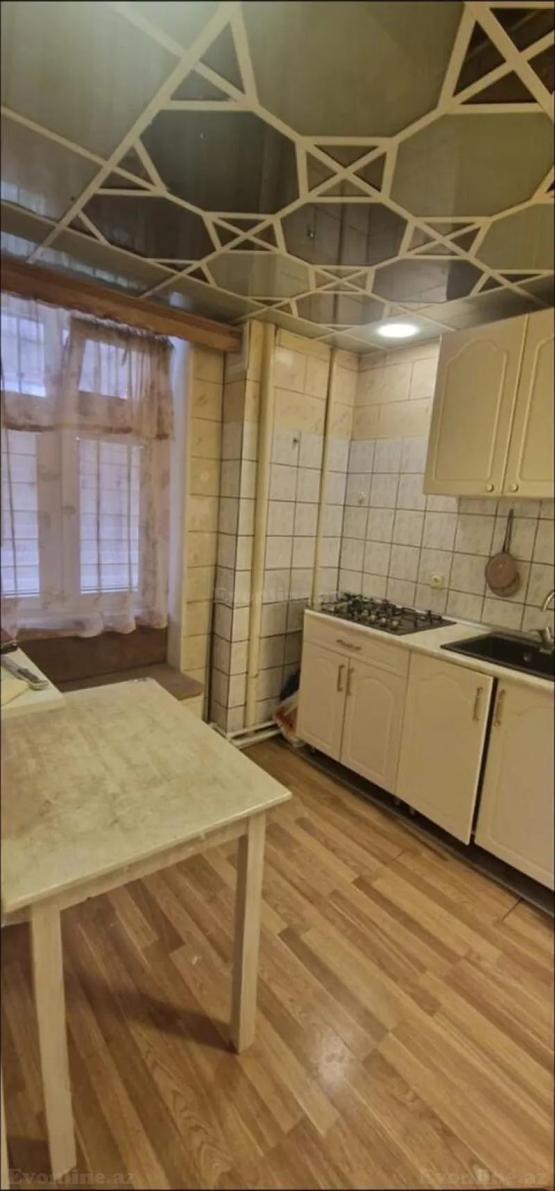 Kirayə verilir 2 otaqlı Mənzil Köhnə tikili 53 m² Yasamal r. - şəkil 7